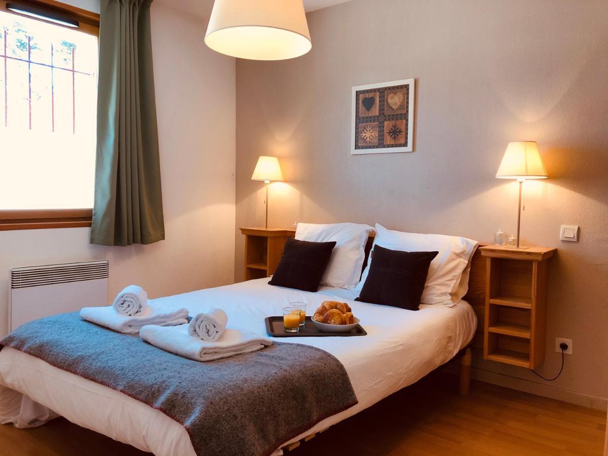 Le Castella: Appartement Cosy 6 Personnes Фон-Ромё Экстерьер фото